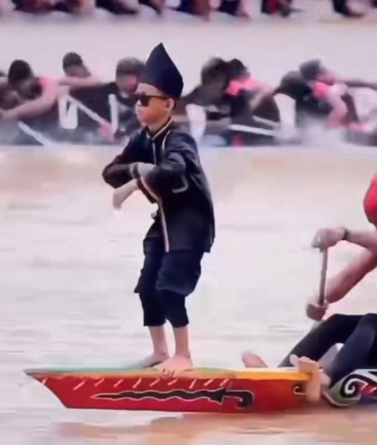 Prof. Dr. Sutan Nasomal Minta Presiden Prabowo Perintahkan Menparekraf Dukung Festival Pacu Jalur Kuantan Singingi