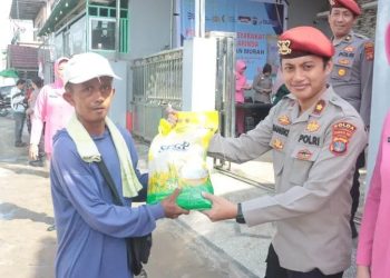 Polresta Samarinda bersama Bulog Gelar Gerakan Pangan Murah, Masyarakat Antusias Dapatkan Beras Harga Terjangkau