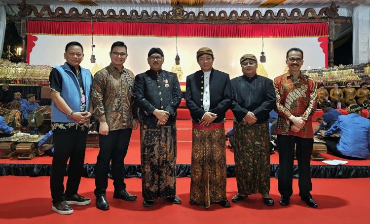 Mahkamah Agung Gelar Pertunjukan Wayang Kulit Rayakan HUT ke-80, Ki Yanto Kembali Memukau sebagai Dalang