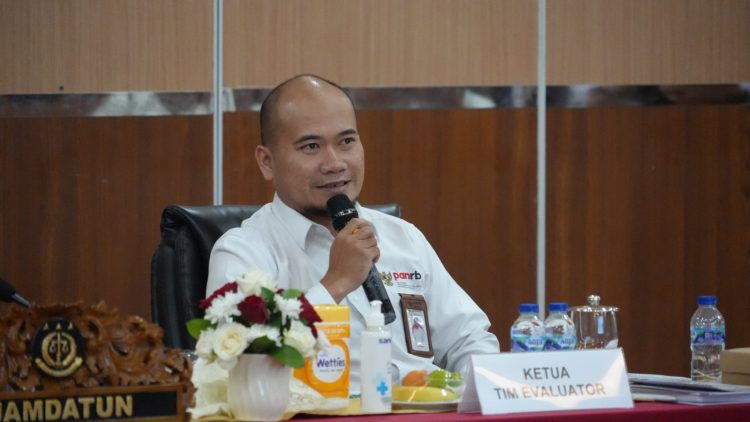 JAM DATUN Kejaksaan RI Wujudkan Zona Integritas  Menuju Wilayah Birokrasi Bersih dan Melayani (WBBM)  Tahun 2025