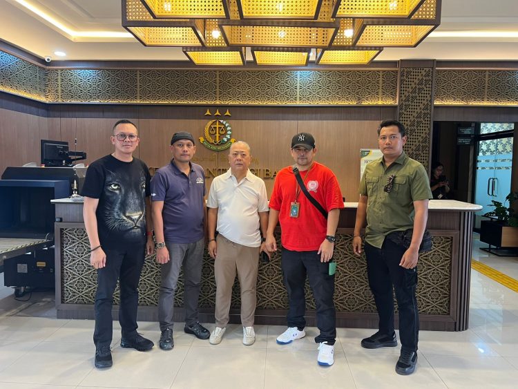 Tim SIRI Kejaksaan Agung  Berhasil Amankan DPO Theng Hong Sioe  Perkara Pidana Perpajakan