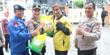 Polda Kaltim Gelar Gerakan Pangan Murah, Sediakan 5 Ton Beras untuk Masyarakat dan Ojek Online