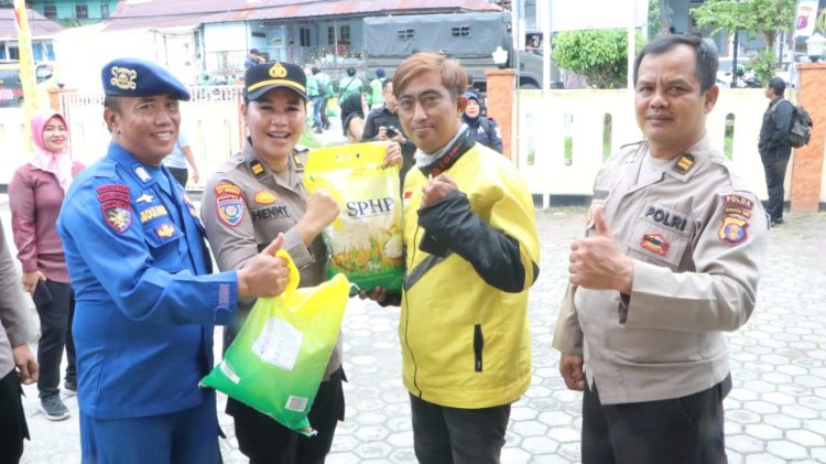 Polda Kaltim Gelar Gerakan Pangan Murah, Sediakan 5 Ton Beras untuk Masyarakat dan Ojek Online