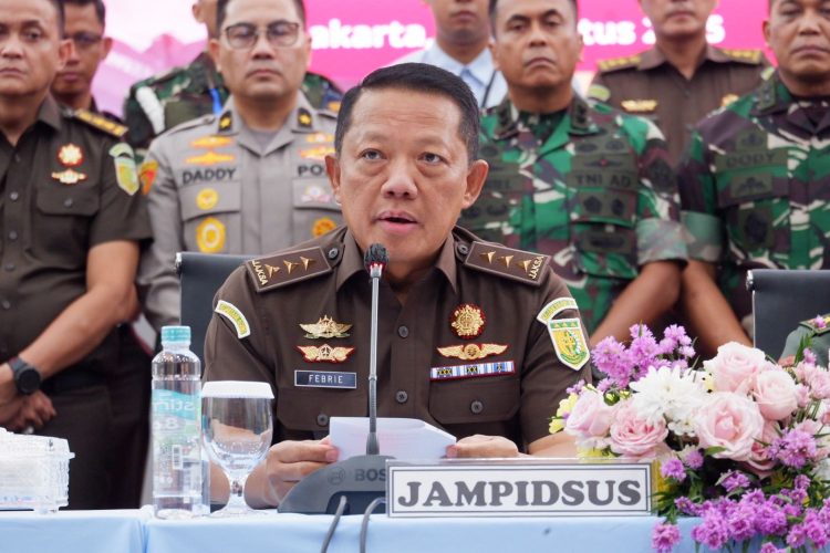 Kejaksaan Agung Memeriksa 4 Orang Saksi  Terkait Perkara Minyak Mentah PT Pertamina