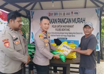Polres Bontang Hadirkan Pangan Murah di Dua Lokasi, Warga Antusias Borong Beras
