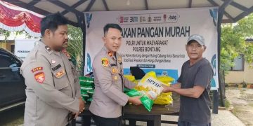 Polres Bontang Hadirkan Pangan Murah di Dua Lokasi, Warga Antusias Borong Beras