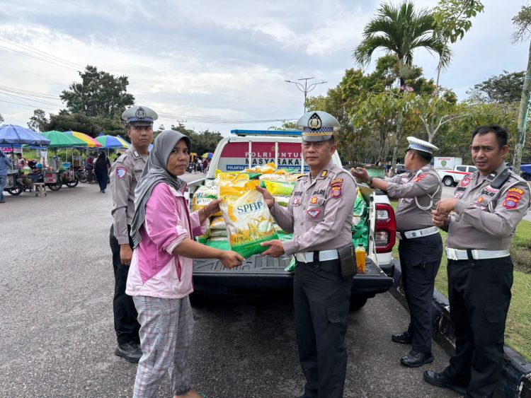 Dekat dengan Masyarakat, Polres PPU Pastikan Ketersediaan Pangan Terjangkau