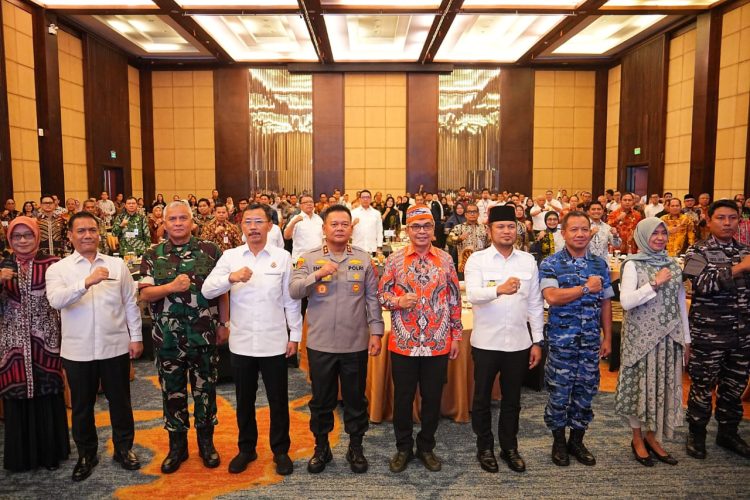 Kapolda Kaltim Hadiri Rapat Koordinasi Pemberantasan Korupsi Daerah Wilayah Kaltim 2025