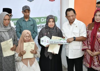 Pemerintah Serahkan Bantuan Rumah ke Korban Unjuk Rasa Makassar, Mendagri: Bentuk Kepedulian Negara