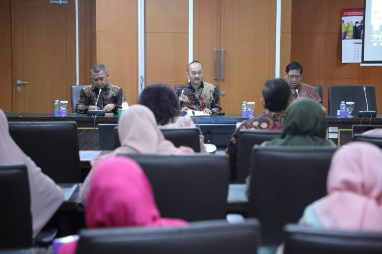 Kepala BUA Pimpin Rapat Peningkatan Klinik Mahkamah Agung dari Pratama ke Utama