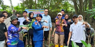 Ditpolairud Polda Kaltim Gelar Penanaman Mangrove Bersama Staf Khusus MPR RI, Peringati Hari Perlindungan Lapisan Ozon Sedunia