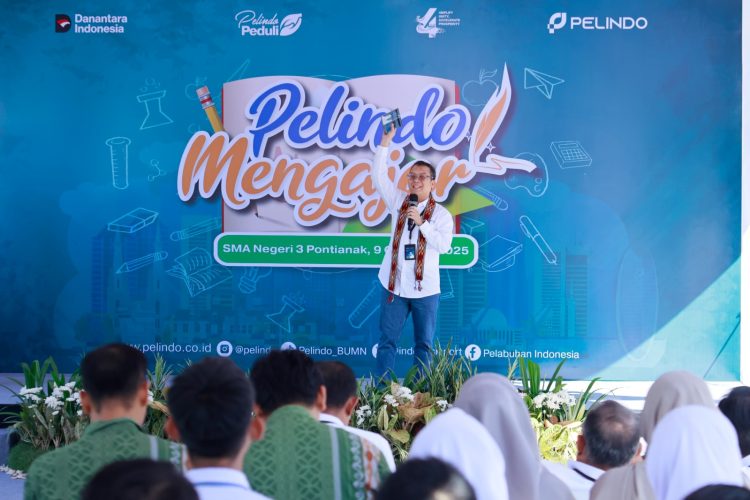 Pelindo Regional 2 Edukasi Siswa SMAN 3 Pontianak tentang Peran Strategis Pelabuhan