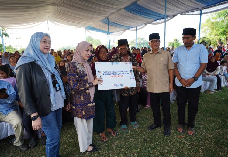 Mendes Yandri Pastikan Manfaat Program MBG Sampai ke Ibu Hamil dan Anak Desa