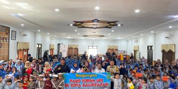 Brimob Polda Kaltim Kenalkan Tugas Polisi pada Anak Usia Dini Lewat Kunjungan Edukasi “Polisi Sahabat Anak