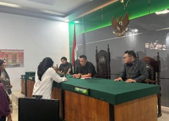 Diversi Berhasil, Majelis Hakim PN Baubau Genapkan Uang Santunan Pelaku Kepada Korban