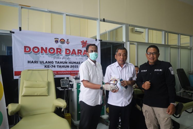 Polres PPU Gelar Donor Darah Serentak HUT Humas ke-74, Wujudkan Polisi Humanis untuk Masyarakat