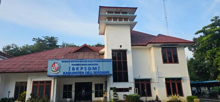 (BKPSDM) Ujian kenaikan pangkat sudah sesuai prosedur ,Bidan Farida Tak lulus Menyebarkan Hoax Ada punglli