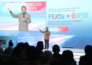 Mendagri Minta Pemda Perkuat Literasi Keuangan Digital untuk Perluas E-Government dan Tingkatkan PAD