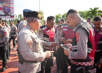 Kapolda Kaltim Pimpin Apel Pagi, Tekankan Profesionalisme dan Kesiapsiagaan Personel