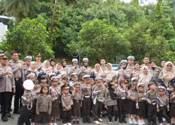 Polda Kaltim Terima Kunjungan Edukatif Siswa KB Media Sandika Balikpapan, Kenalkan Tugas-Tugas Polri Sejak Dini