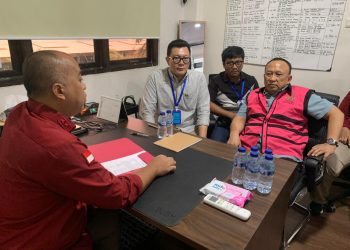 Penyerahan Tersangka dan Barang Bukti (Tahap II)  dalam Perkara Minyak Mentah PT Pertamina  terhadap 8 Orang Tersangka