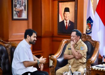 Gubernur Aceh Muzakir Sampaikan Selamat kepada Tito Karnavian atas Penganugerahan Gelar Adat dari Wali Nanggroe