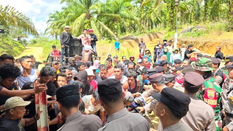 Masyarakat 6 Desa Tuntut Hak Ke PT Barapala