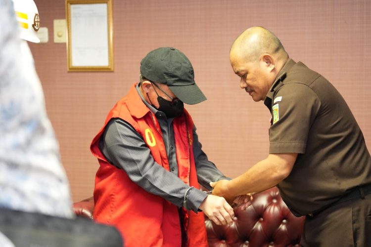 Kejati Sumsel Tahan Direktur PT BSS dan PT SAL Terkait Dugaan Korupsi Fasilitas Kredit Bank BUMN