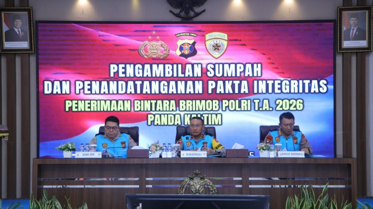 Polda Kaltim Gelar Pengambilan Sumpah dan Penandatanganan Pakta Integritas Penerimaan Bintara Brimob TA 2026