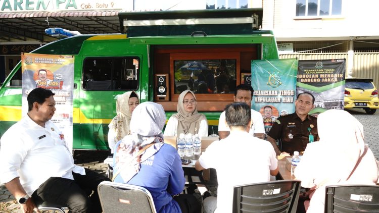 Melindungi Calon Pekerja Migran: Kejati Kepri Tingkatkan Kesadaran Hukum melalui OM Jak Menjawab