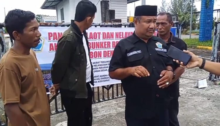 Panglima Laot Aceh Barat Tolak Keberadaan Bunker BBM di Pelabuhan Kuala Bubon