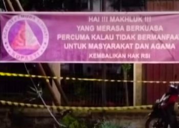 Spanduk Tuntut Rumah Sakit Islam Samarinda Kembali Beroperasi, Kopasti Desak Pemprov Kaltim Ambil Sikap