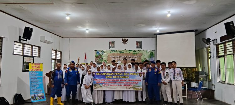 Wujudkan Kelestarian Lingkungan, Ditpolairud Polda Kaltim Beri Edukasi Pelestarian Mangrove dan Biota Laut di SMAN 08 Balikpapan