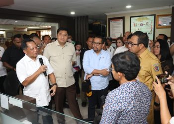 Mendagri Tito Minta Pemkot Denpasar Galakkan Sosialisasi Kebijakan PBG dan BPHTB bagi MBR