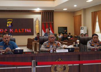 Gelar Konferensi Pers Secara Virtual Bersama Polres Kubar, Polda Kaltim Jelaskan Penanganan 6 Terduga Penyalahgunaan Narkoba di Kutai Barat