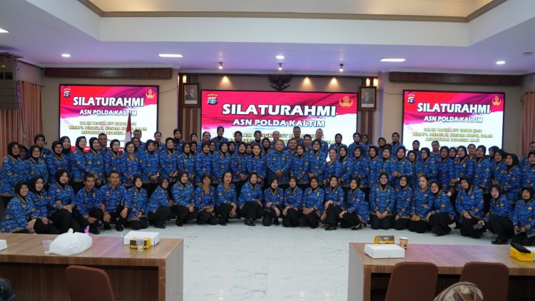 Silaturahmi ASN Polda Kaltim Warnai Peringatan HUT Korpri ke-54 Tahun 2025
