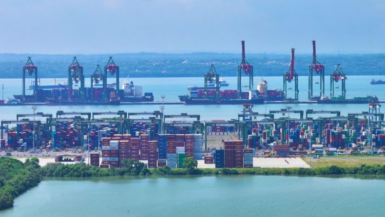 PT. TTL Perkiat  Kesiapan  Operasional  Hadapi Lonjakan  Arus  Peti Kemas Natal &  Tahun Barun 2026