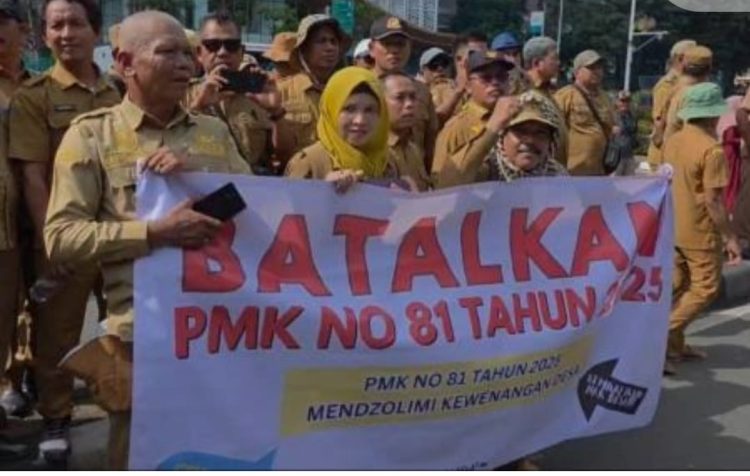 Prof Dr Sutan Nasomal SH MH Kasus Kades Demo Ke Istana Bukti Para Menteri Harus Dievaluasi Atau Pecat Saja     