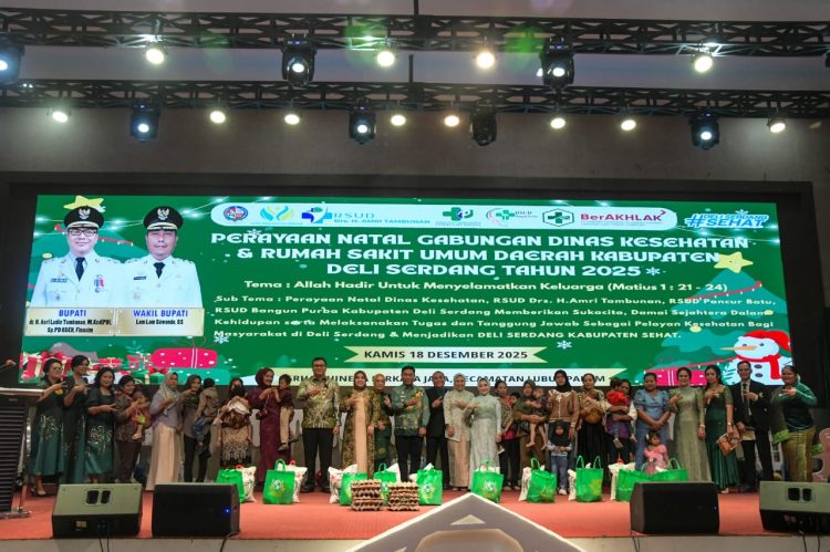 2.500 Peserta tenaga Kesehatan di kabupaten Deli Serdang Rayakan Natal Gabungan Dinas Kesehatan dan RSUD 