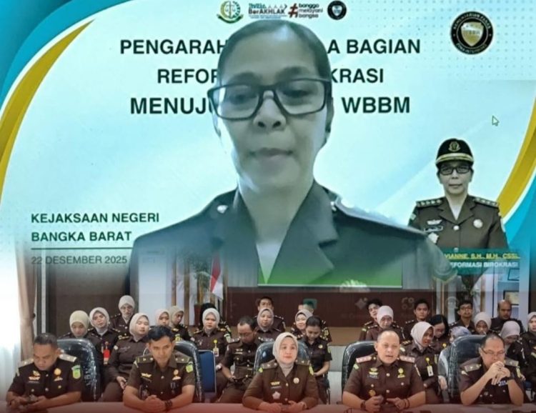 Komitmen Menuju WBBM, Kajari Bangka Barat Ikuti Pengarahan Kepala Bagian Reformasi Birokrasi Secara Virtual