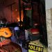 Sinergi Tanggap Darurat, Personel Pammat Dit Samapta Polda Kaltim Tangani Kebakaran Rumah Warga di Balikpapan Barat