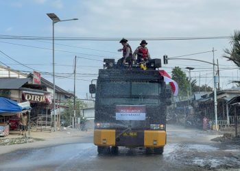 Aksi Humanis Polres Pidie Jaya Tuai Apresiasi Warga, Debu Pascabanjir Berhasil Dikendalikan