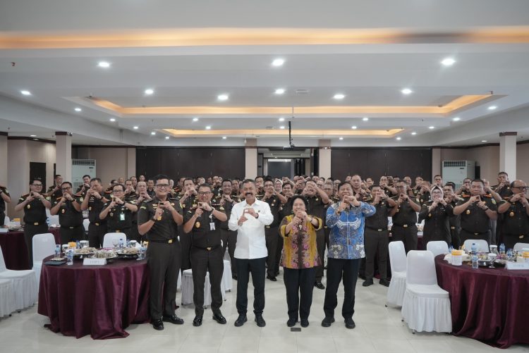 Bintek KUHP dan KUHAP Baru di Kejati Sulsel, JAM Pidum Tekankan Peran Jaksa sebagai Navigator Utama Penanganan Perkara