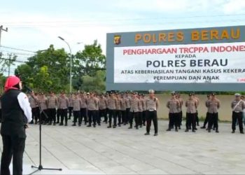 “SAYA KELILING INDONESIA” – TIM REAKSI CEPAT PERLINDUNGAN PEREMPUAN DAN ANAK GELAR PEMBERIAN PENGHARGAAN KE SELURUH POLRES, DIMULAI DARI BERAU