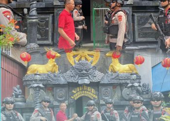 Pengamanan Humanis Brimob Warnai Perayaan Imlek 2026 di Gunungsitoli