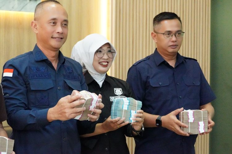 Terdakwa Kasus Dugaan Korupsi Pasar Cinde Titipkan Rp750 Juta, Proses Hukum Tetap Berlanjut