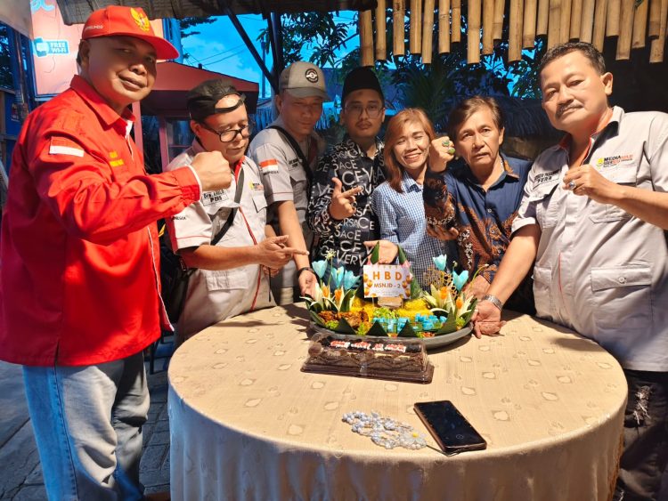MSN ID Gelar HUT ke-2 Tahun: ‘Berbagi Takzil, Berikan Santunan Untuk Anak Yatim & Buka Bersama’