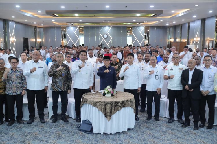 Tuntaskan Daerah Tertinggal, Mendes Yandri Tegaskan Perlu Kolaborasi