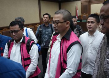 Majelis Hakim Jatuhkan Hukuman 9–15 Tahun Penjara kepada 9 Terdakwa Kasus Korupsi Pertamina