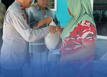 Berbagi yang Menyatukan: Brimob dan Warga Aek Ngadol di Bulan Ramadhan